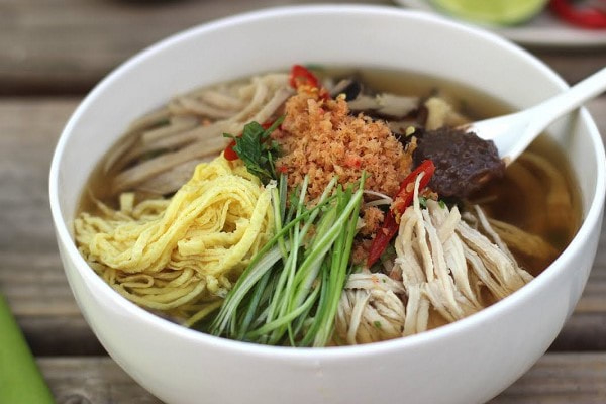 Bún thang lươn - món ăn có nước dùng đặc biệt tại Hưng Yên