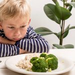 Chế độ ăn hợp lý cho trẻ suy dinh dưỡng