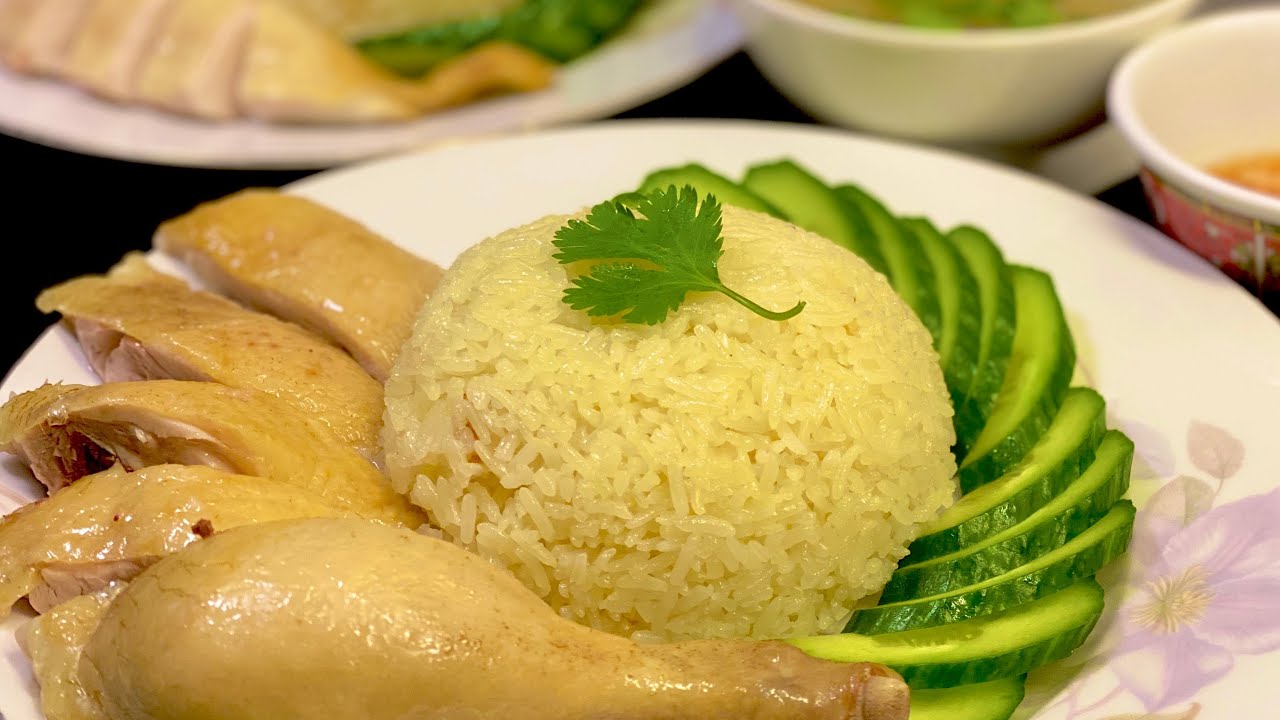 Cơm gà Hải Nam là món rất nổi tiếng, được nhiều du khách đánh giá cao