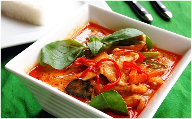 Hầu hết những tín đồ thích ăn cay đều hài lòng với mùi vị của món Gaeng Som