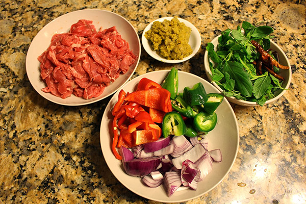 Lap Khmer là món ăn ngon được chế biến từ thịt bò